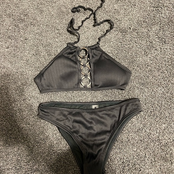 Hot Kiss Bikini - Picture 1 of 4